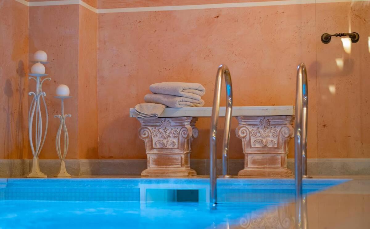 Unique Room With Indoor Pool & Attic Alli Meria Dış mekan fotoğraf